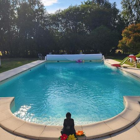 Bed and Breakfast Domaine De La Sarrotte Saugon Exterior foto