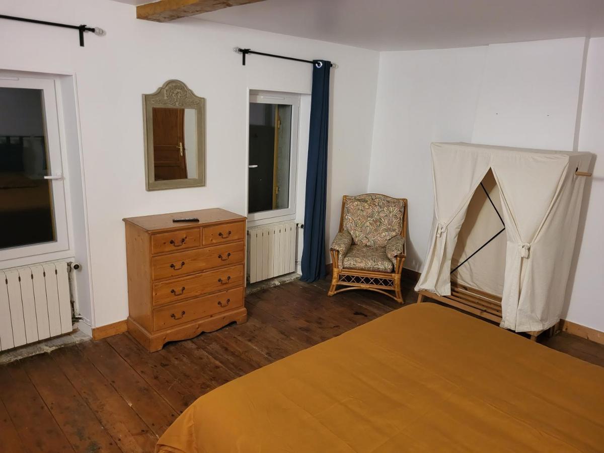 Bed and Breakfast Domaine De La Sarrotte Saugon Exterior foto