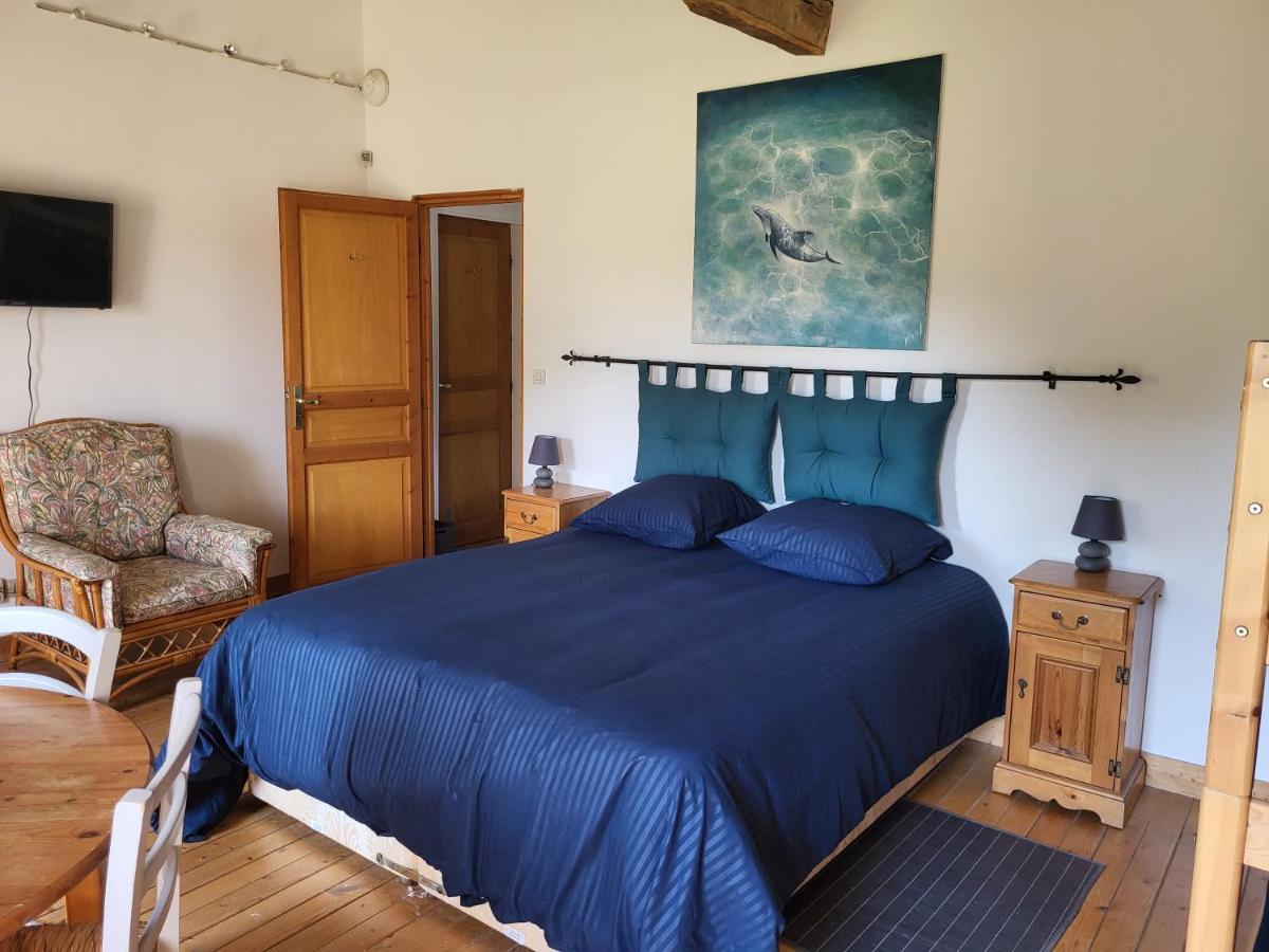Bed and Breakfast Domaine De La Sarrotte Saugon Exterior foto