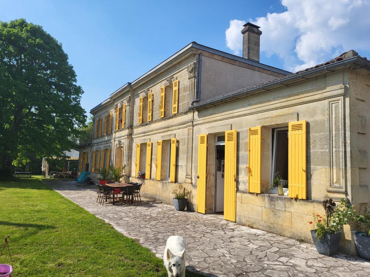 Bed and Breakfast Domaine De La Sarrotte Saugon Exterior foto