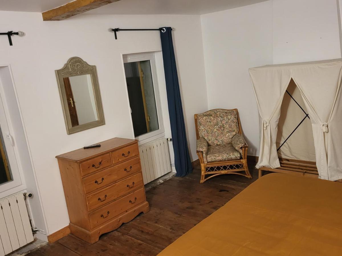 Bed and Breakfast Domaine De La Sarrotte Saugon Exterior foto