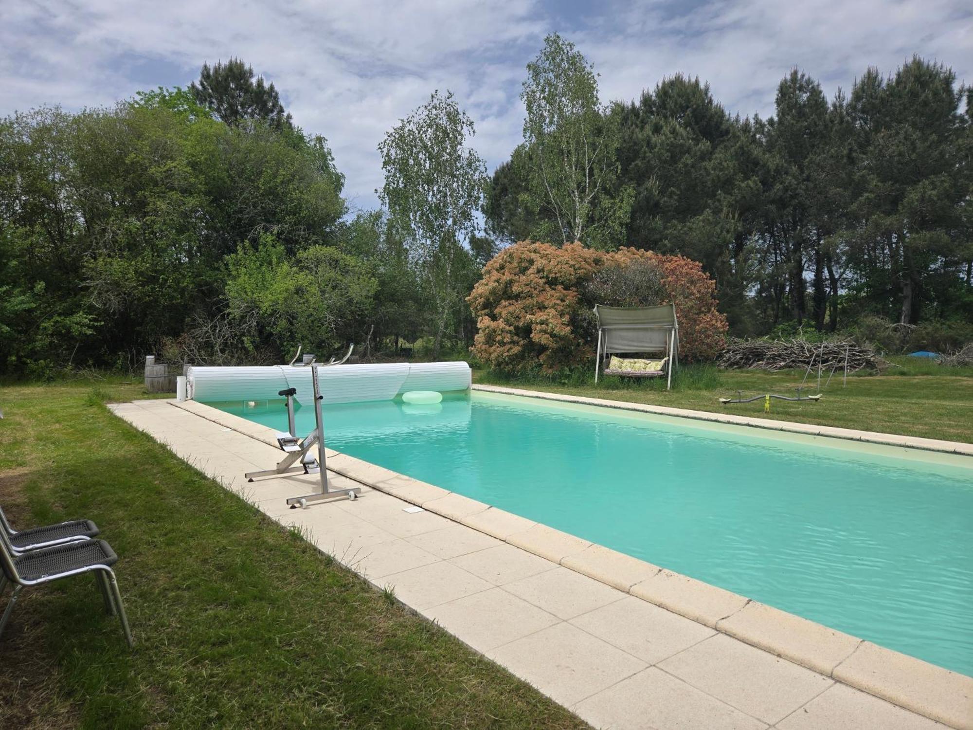 Bed and Breakfast Domaine De La Sarrotte Saugon Habitación foto